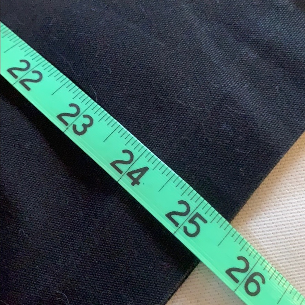 Talbots Black Crops - Picture 7 of 7